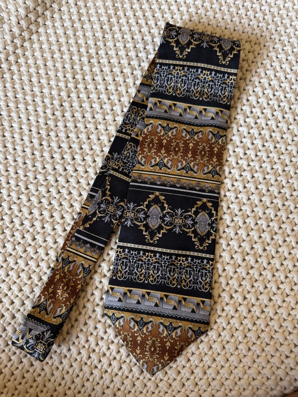 VINTAGE Men's Patterned Black and Brown Silk Tie
